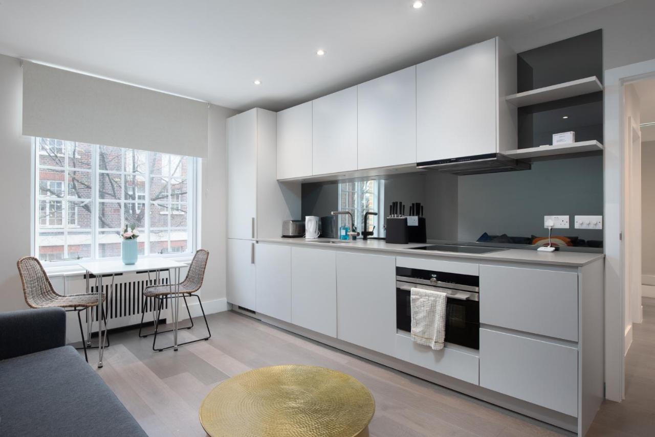 Meriden Court, Chelsea *