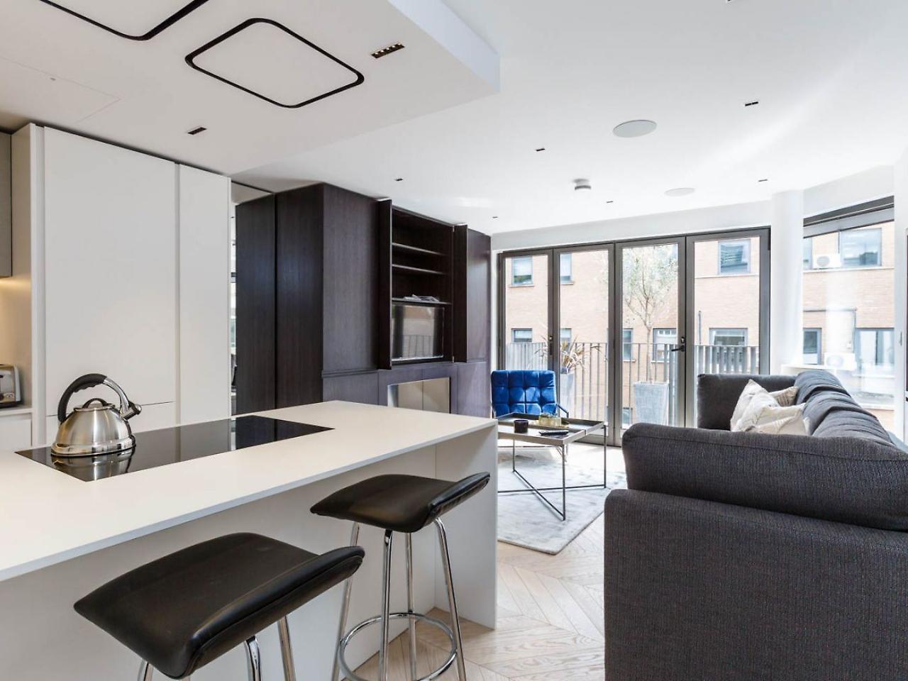 Goodge Street Iii 4*