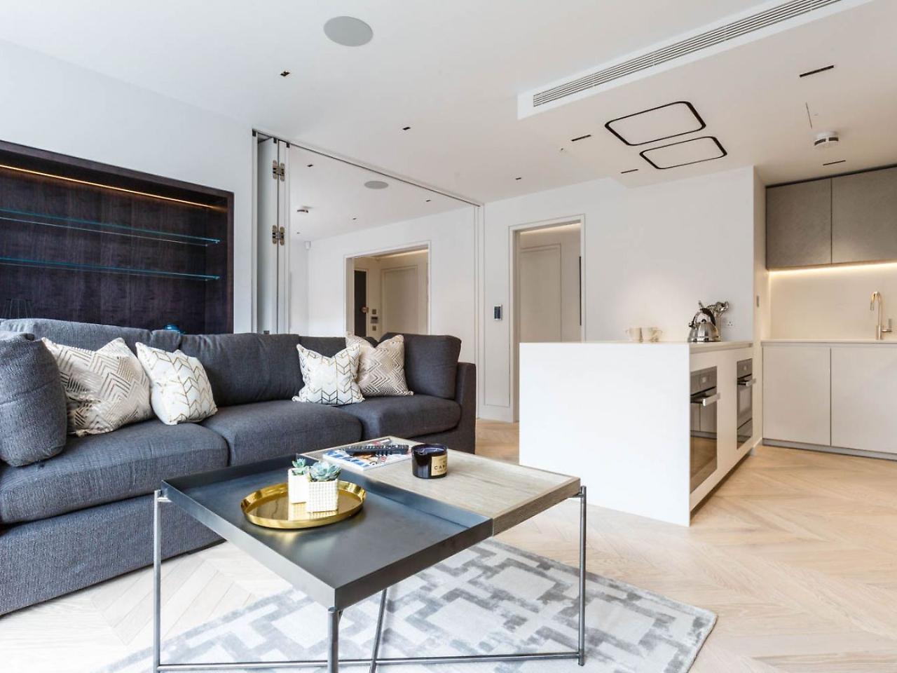 Hotel Goodge Street Iii