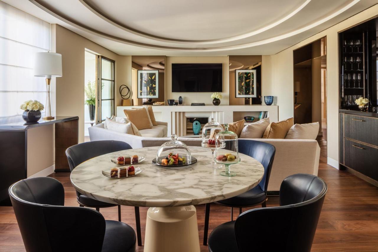 Hotel Four Seasons At Park Lane Londen
