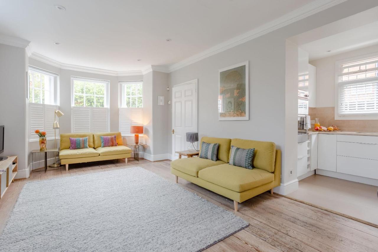 Charmingly Unique And Recently Refurbished Watchman's In Camden Town Appartement