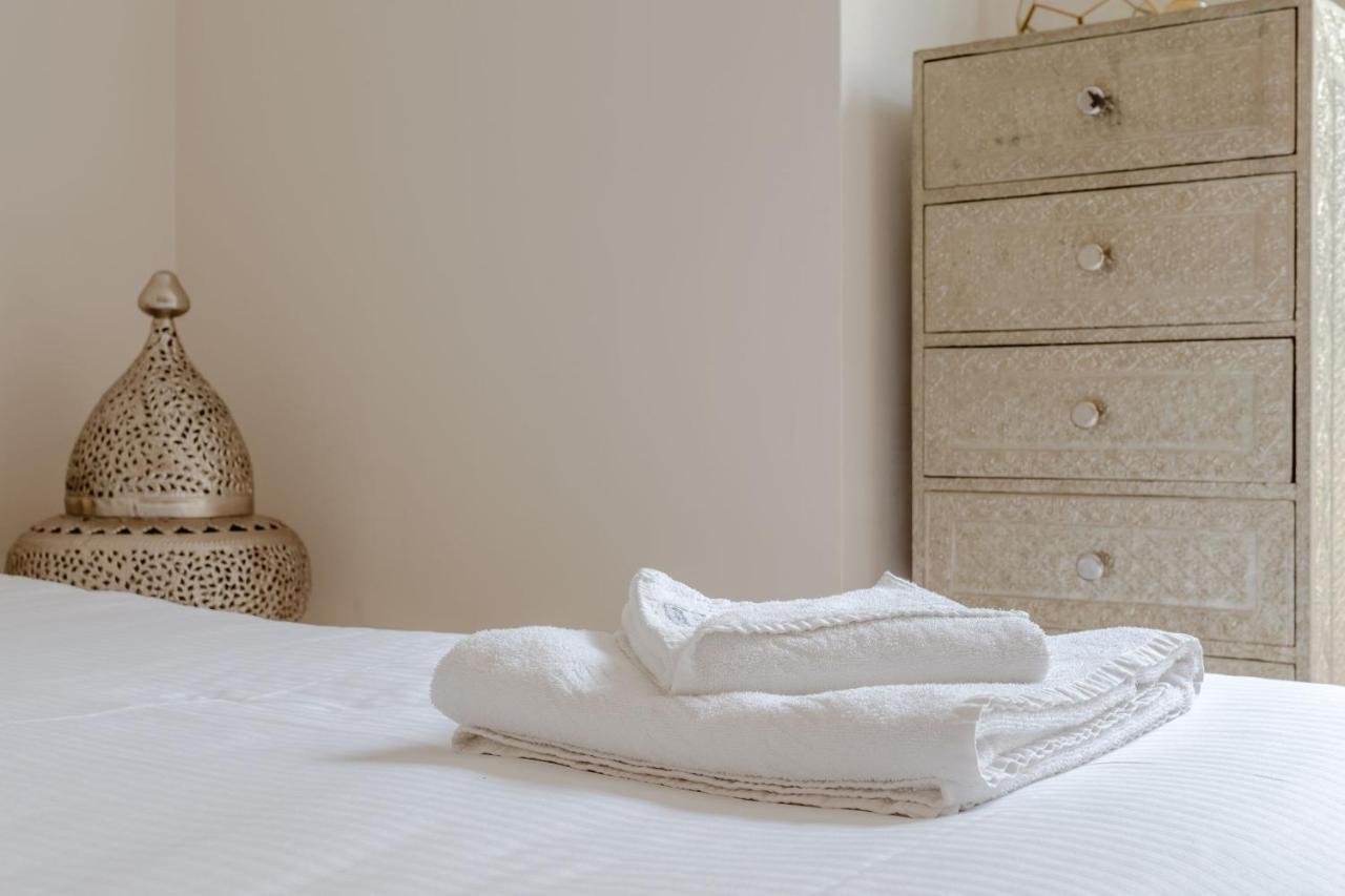 Charmingly Unique And Recently Refurbished Watchman's In Camden Town Appartement Londres