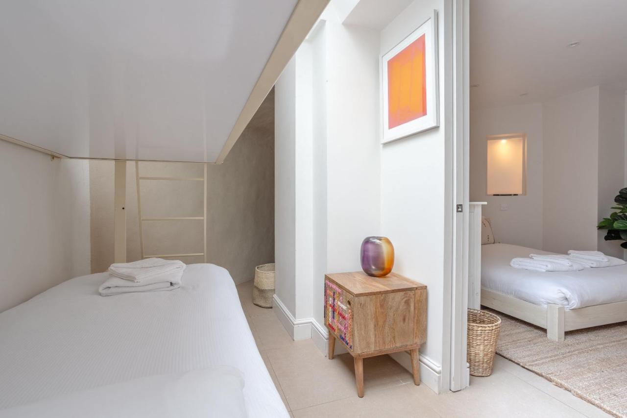 Appartement Charmingly Unique And Recently Refurbished Watchman's In Camden Town *