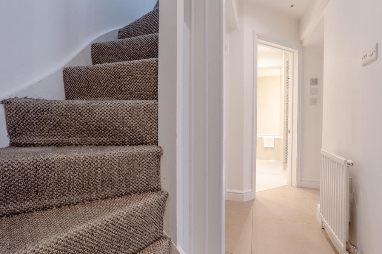 Charmingly Unique And Recently Refurbished Watchman's In Camden Town Appartement Londres