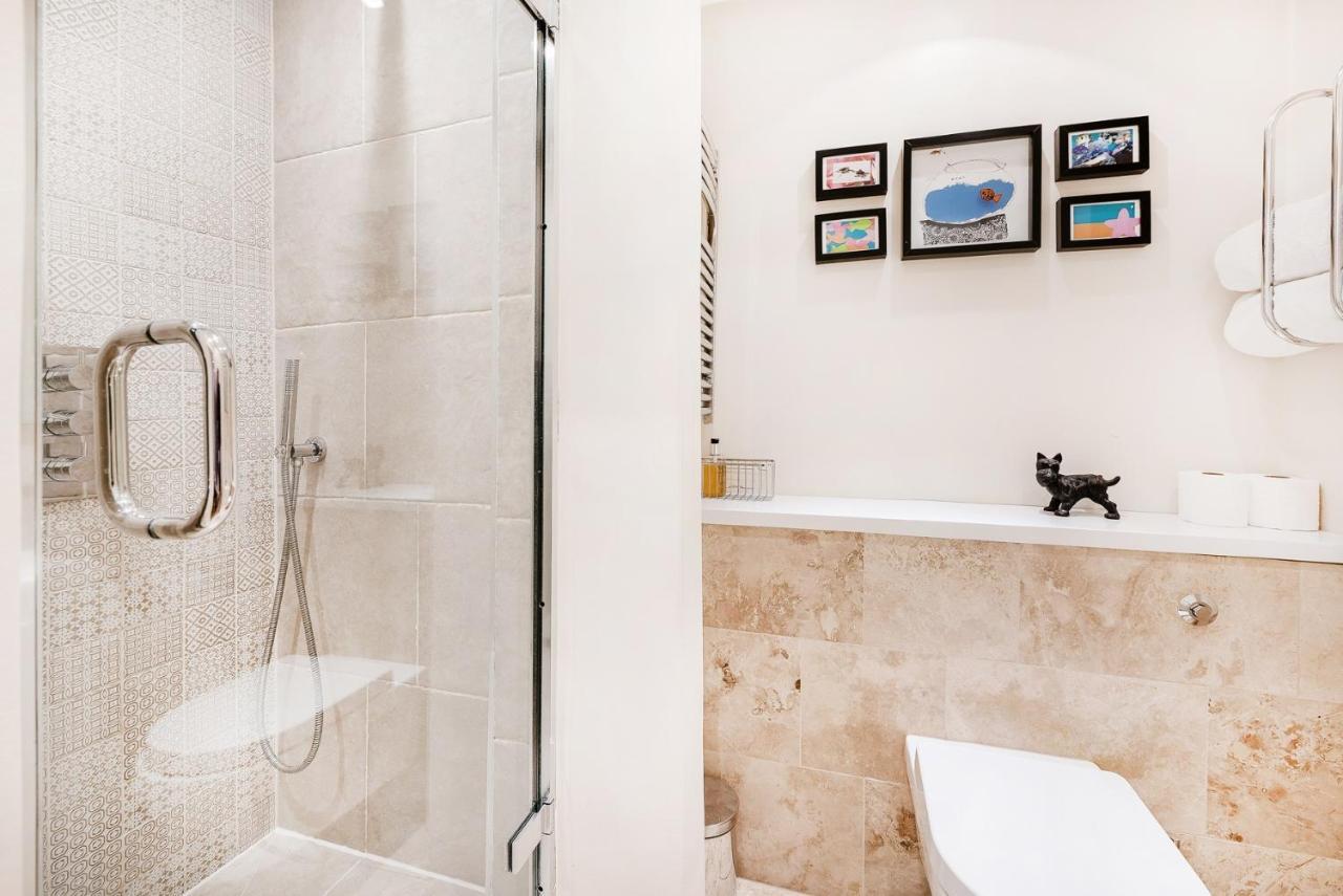 Notting Hill Gardens Apartments * London