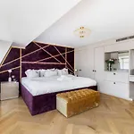Casa Charles in Mayfair