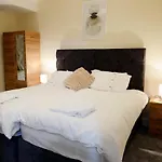 London Luxurious Sweet Home