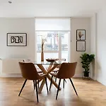 The Hoxton Docks - Modern & Bright 1Bdr Flat With Study Room & Balcony