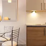 Beautiful 2 Bedroom Property In Borough