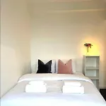 Central London Hyde Park Paddington Apartment