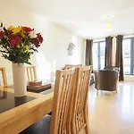 Crompton Court apartamentos