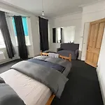 Private Guest Rooms In Tooting