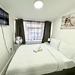 Lovely Studio Flat!