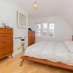 Beautiful High End Home Close To City Center