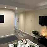 Superb One Bedroom Private Apartment