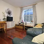 Three Bedroom Flat With Garden In Fulham