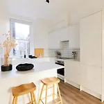 The Fulham Escape - Alluring 5Bdr Flat