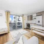 Central Zone 2 Modern Apartment