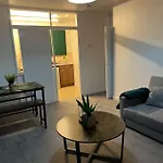 1 Bedroom Flat 10 Mins Walk From Old Street Station