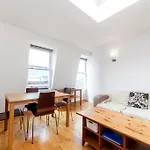 Top Floor Penthouse Flat With Amazing City View