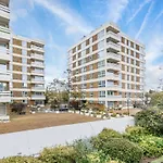 Bright 1Bed Putney Apt With Leafy Views