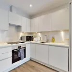 Elegant 2Bed Flat 10Min To Wimbledon Tennis Courts