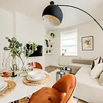 New Stylish Flat In The Heart Of Shoreditch