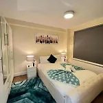 Comfy 2 Bedroom Flat Edgware Road