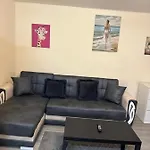 Amazing And Lovely 2- Bedroom First Floor Flat