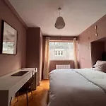Fitzrovia / Bloomsbury / West End - Two Bed Apt