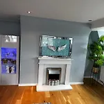 One Bedroom Flat In Chelsea