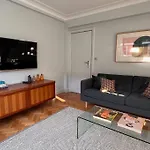 Fitzrovia / Bloomsbury / West End - Two Bed Apt