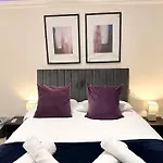 Stylish En Suite Double Room Kensington