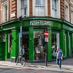 Just-Renovated Flat In The Centre Of Shoreditch!