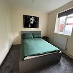 Homely Studio In Chalk Farm