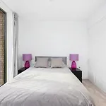 Riverside View Apartments