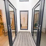 Gorgeous New 2 Bed Flat - 2 August House