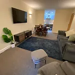 David\'S Apartment