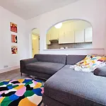 Brixton Flat Walk To O2 Academy & Clapham High St