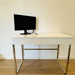 Spacious Flat, Fast Wifi, Free Parking
