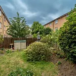 Joivy Cosy Flat In Elephant And Castle, Private Garden And Pets Allowed