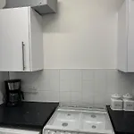 8 Thomas House - Beautiful Spacious Modern Apartment