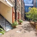 Cosy Flat In Central London