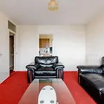 One Bed - 25 Mins From London Bridge
