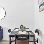 Modern Two Bedroom Apartment With Free Parking!
