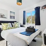 Tranquil 1 Bed Flat In East London