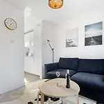 Tranquil 1 Bed Flat In East London