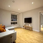 David\'S Place In Eastend