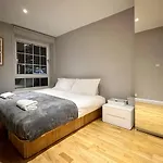 David\'S Place In Eastend