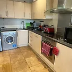 Modern Duplex With Great Views Of The River Thames